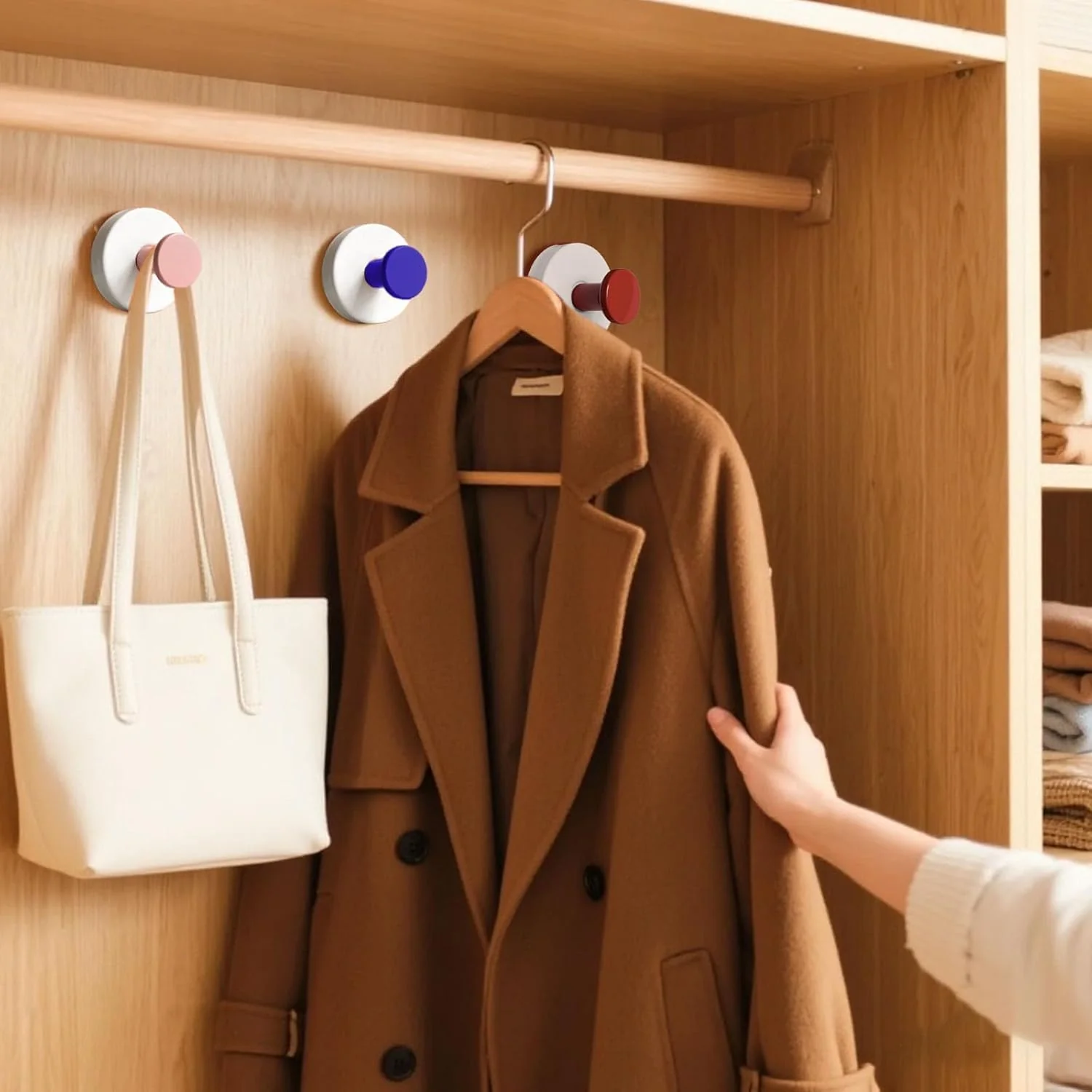 Reusable Heavy-Duty Suction Cup Hooks (Set of 4) – Removable Waterproof Wall Hooks;g - Image 9